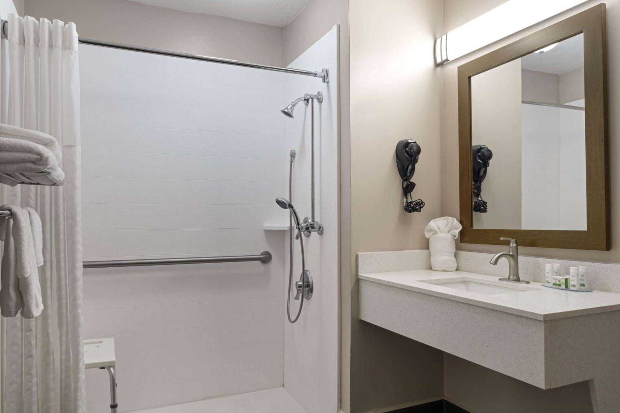 Baymont By Wyndham Hotel Kingsland
